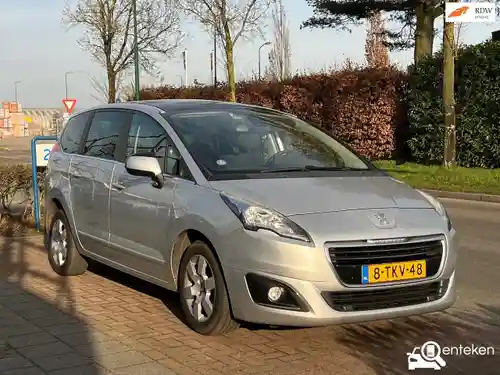 Peugeot 5008 THP 155 2014
