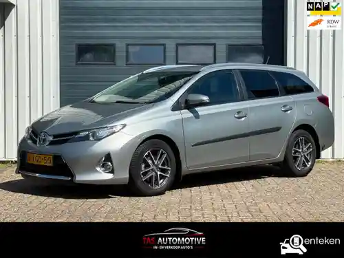 Toyota Auris Touring Sports 1.33 2014