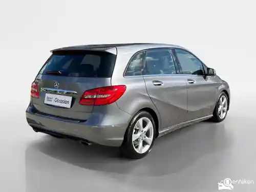 Mercedes-Benz B 180 2014