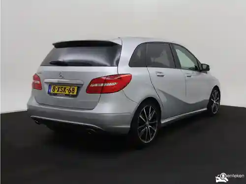 Mercedes-Benz B 180 2014
