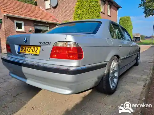 BMW 740i 1995