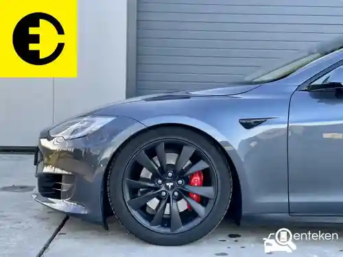 Tesla Model S 85 2015