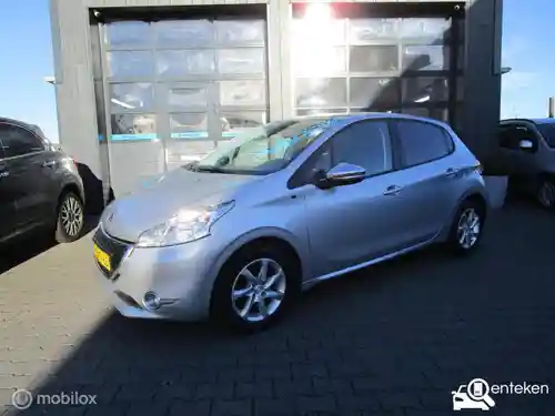 Peugeot 208 1.2 PureTech 82 2015