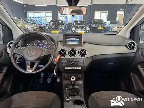 Mercedes-Benz B 180 2015