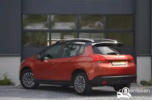 Peugeot 2008 PureTech 82 2015