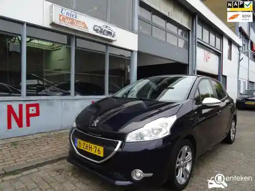 Peugeot 208 1.2 PureTech 82 2015