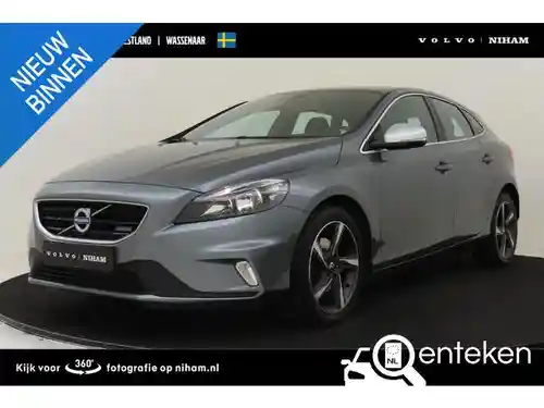 Volvo V40 T2 2015