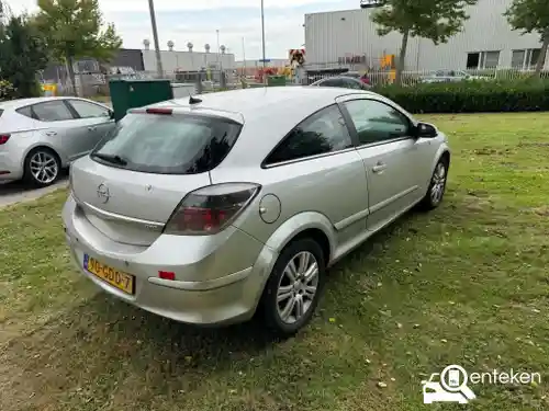 Opel Astra GTC 1.9 CDTI 2008