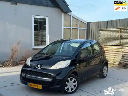 Peugeot 107 1.0 70 2011