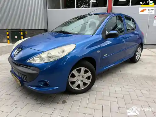 Peugeot 206 75 2011