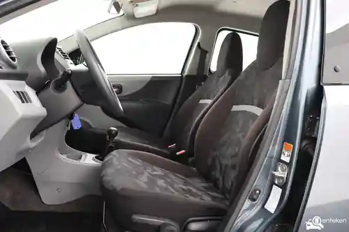 Suzuki Alto 1.0 2011