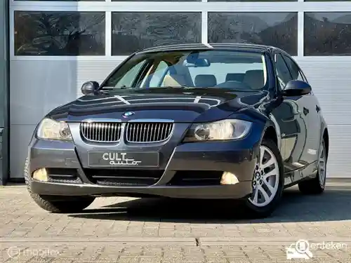 BMW 318i 2005