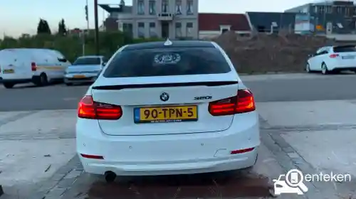 BMW 320i 2012