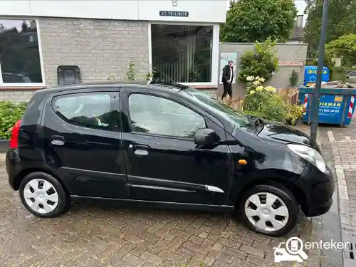 Suzuki Alto 1.0 2012
