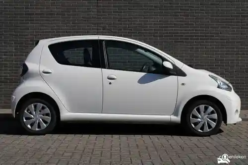 Toyota Aygo 1.0 2012