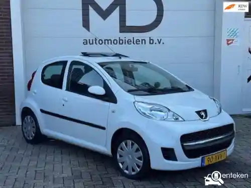 Peugeot 107 1.0 70 2011
