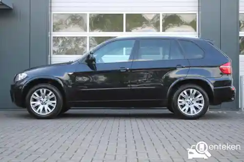 BMW X5 xDrive30d 2011
