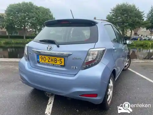 Toyota Yaris 1.5 Hybrid 2012