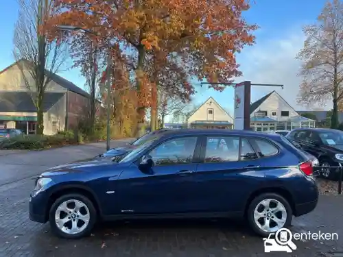 BMW X1 sDrive20i 2012