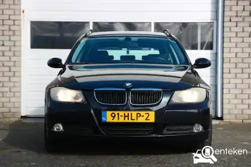 BMW 318i Touring 2009