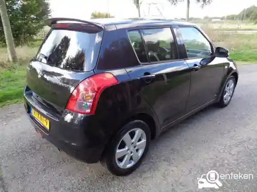 Suzuki Swift 1300 2010