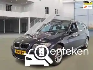BMW 318i Touring 2010