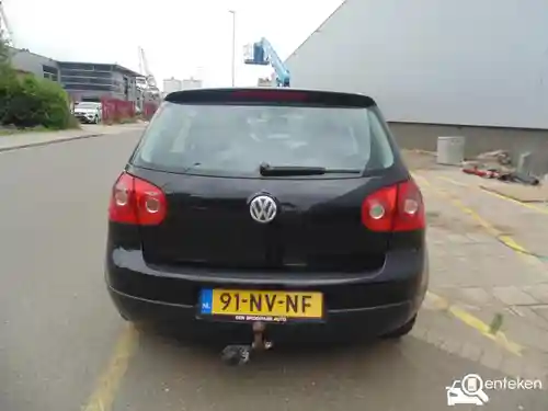 VW Golf 1.6 FSI 2004