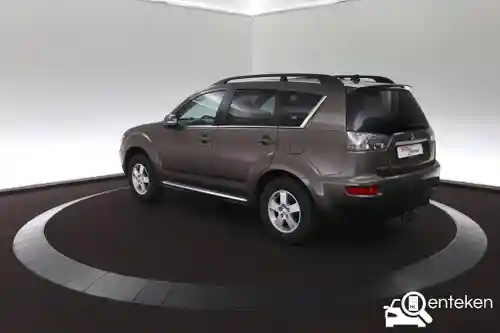 Mitsubishi Outlander 2.0 2011