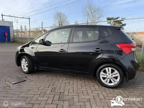 Hyundai ix20 1.4 blue 2011