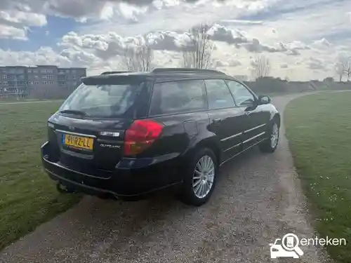 Subaru Outback 2.5 2005