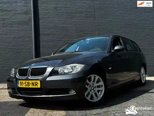 BMW 320i Touring 2005