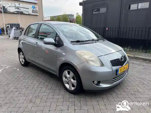Toyota Yaris 1.3 2006