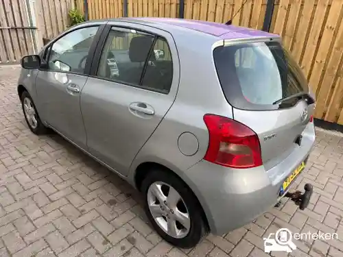 Toyota Yaris 1.3 2006
