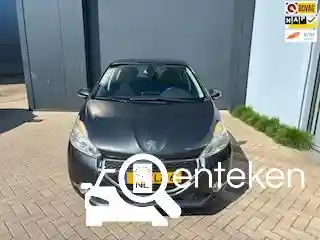 Peugeot 208 1.2 PureTech 82 2013