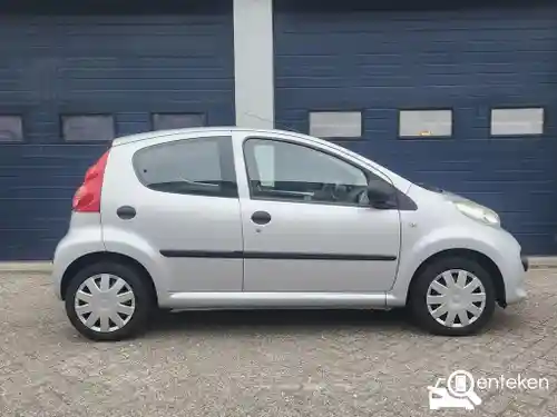 Peugeot 107 1.0 70 2008