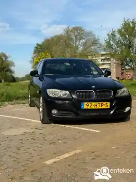 BMW 318d 2009