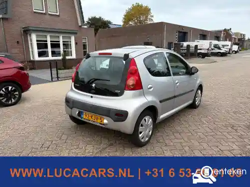 Peugeot 107 1.0 70 2010