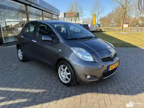 Toyota Yaris 1.33 2011