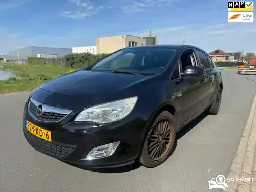 Opel Astra 1.4 ecoFlex 2011