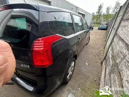 Peugeot 5008 120 VTi 2011