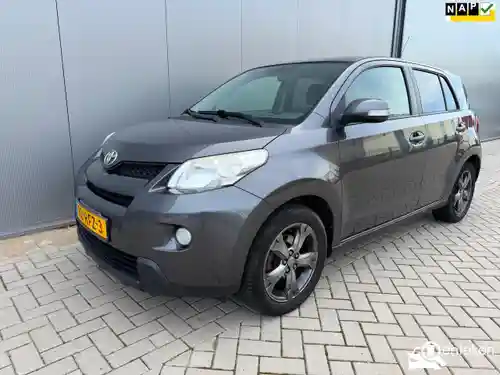 Toyota Urban Cruiser 1.33 2011