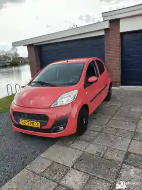 Peugeot 107 1.0 68 2012