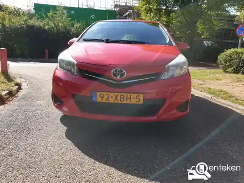 Toyota Yaris 1.0 2012