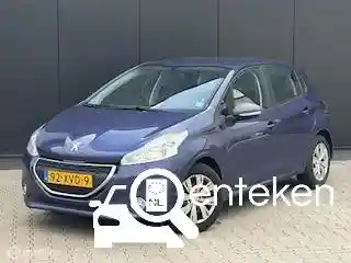 Peugeot 208 1.2 PureTech 82 2012