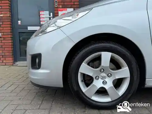 Peugeot 207 SW 120 VTi 2009
