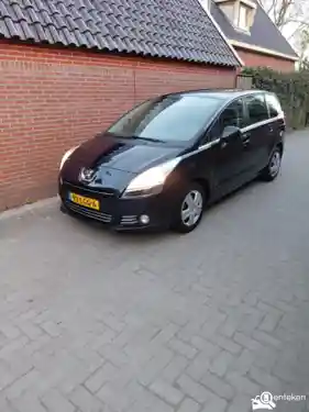 Peugeot 5008 120 VTi 2010