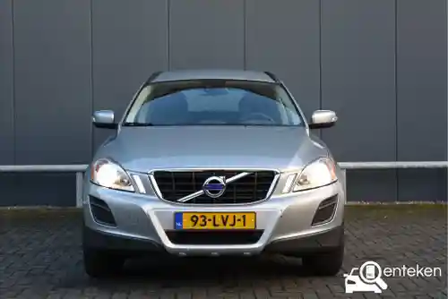 Volvo XC60 2.0T 2010