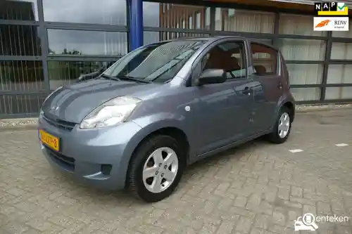 Daihatsu Sirion 1.0 2010