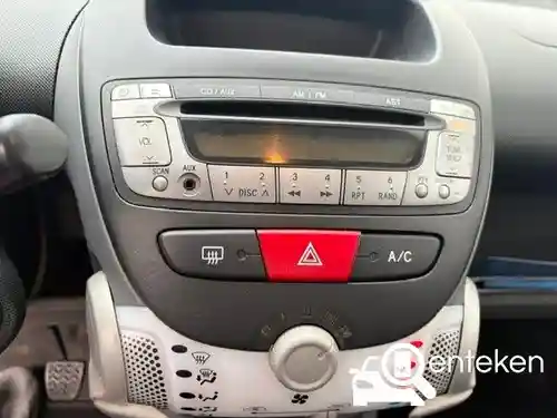 Peugeot 107 1.0 70 2010