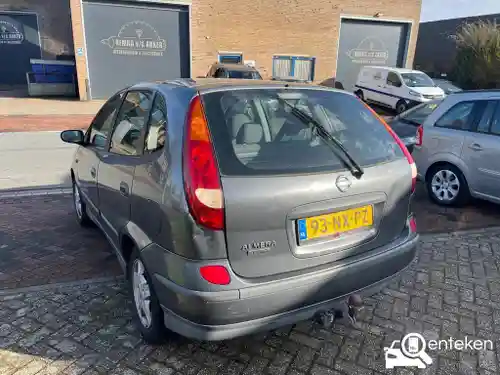 Nissan Almera Tino 1.8 2004